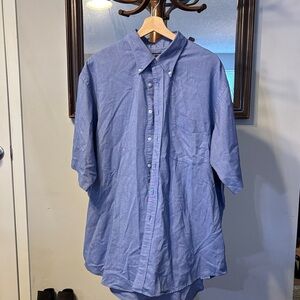 Lands' End Men's Light Blue Casual Button-Down Shirt